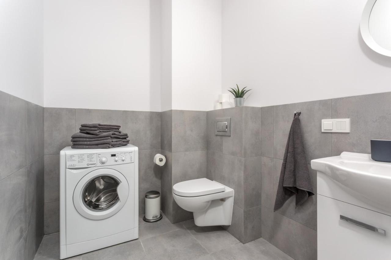 Warsaw City Comfort Apartments Esterno foto
