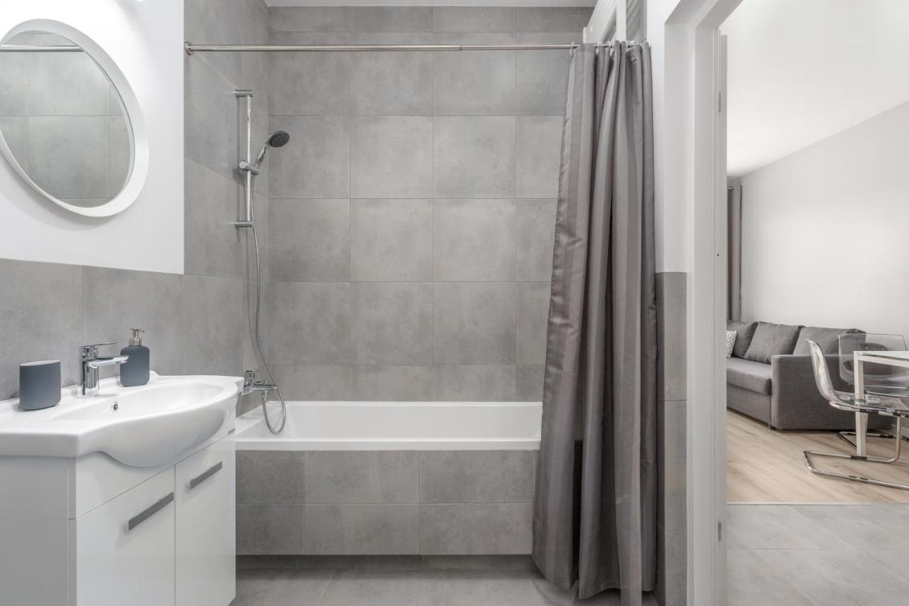 Warsaw City Comfort Apartments Esterno foto