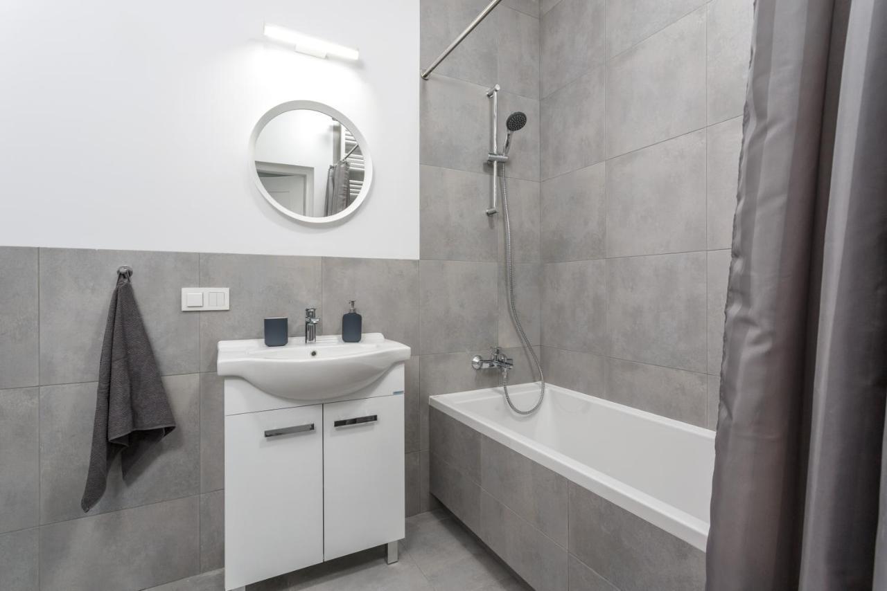 Warsaw City Comfort Apartments Esterno foto